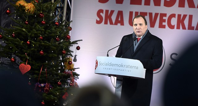 Statsminister Stefan Löfven håller tal.