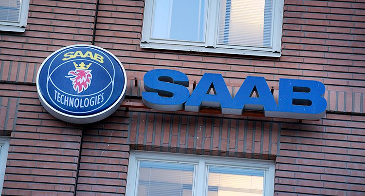 En bild på Saabs fasad.
