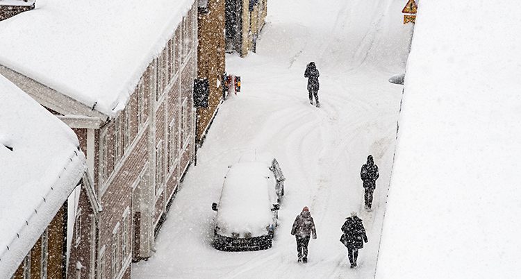 Mycket snö i Falun.