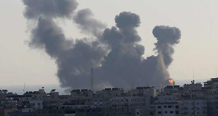 Bomber fälls i Gaza