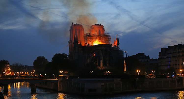 APTOPIX France Notre Dame Fire