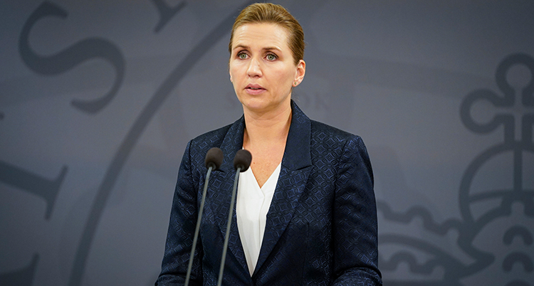 Mette Frederiksen på presskonferensen.