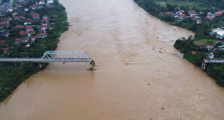 Vietnam Asia Typhoon