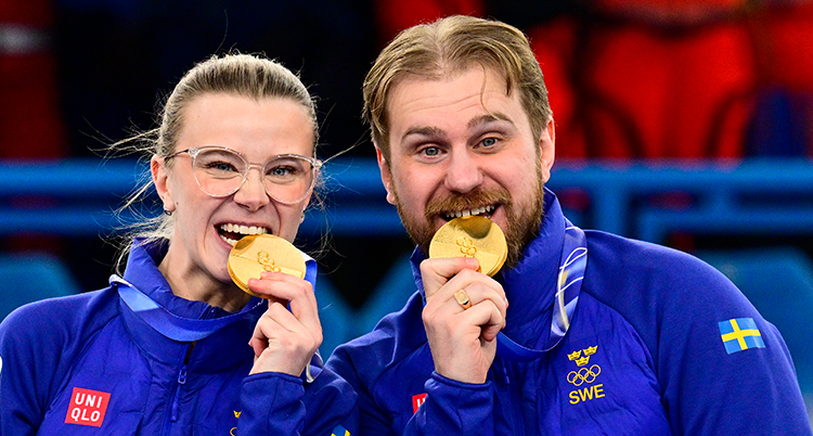 De biter på medaljerna.