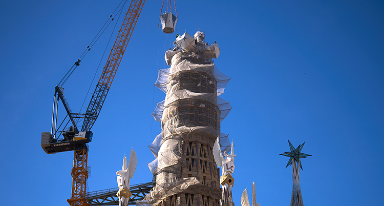 Spain Sagrada Familia Arm