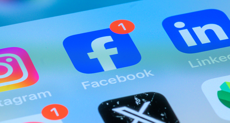 En bild på appar i en mobil.