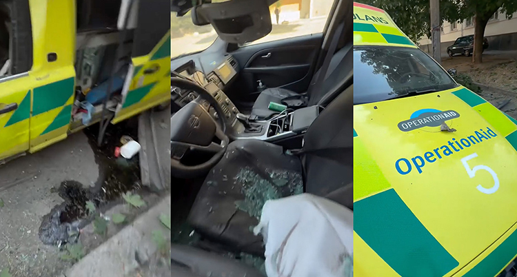 Splitter från glas syns i ambulansen.